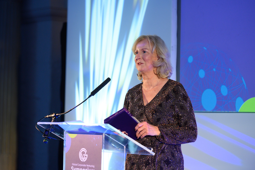 Anne Lane, CEO of UCL Business, receives the GUV Lifetime Achievement Award