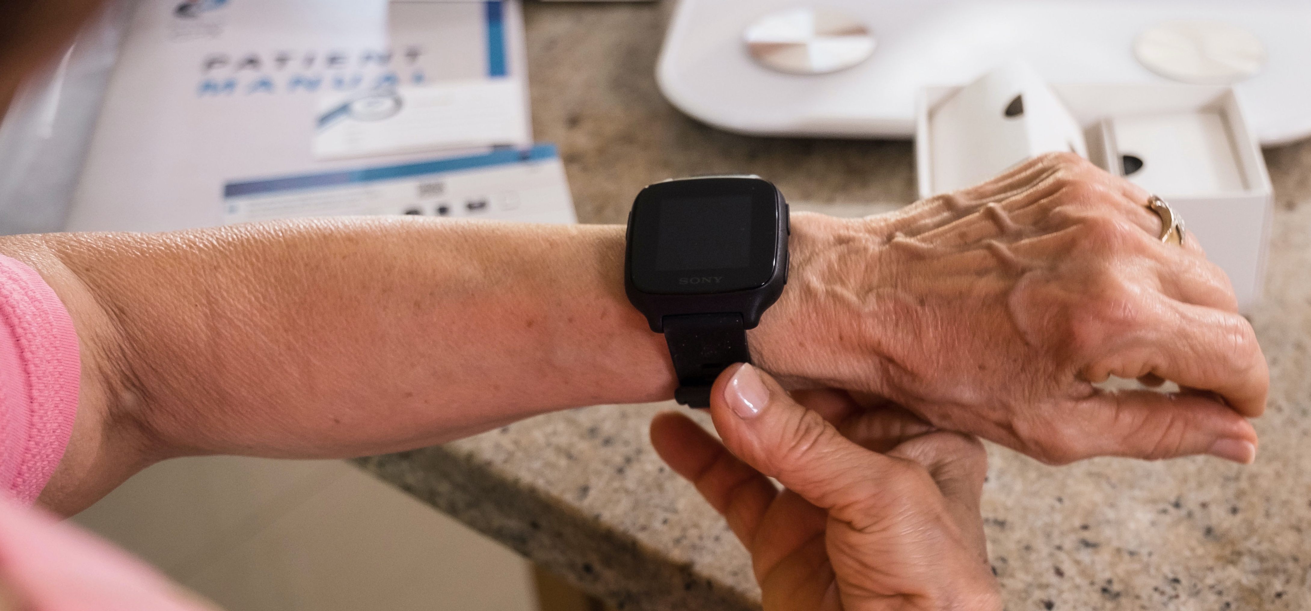 Medical wearable startup Quanttus launches blood pressure tracking